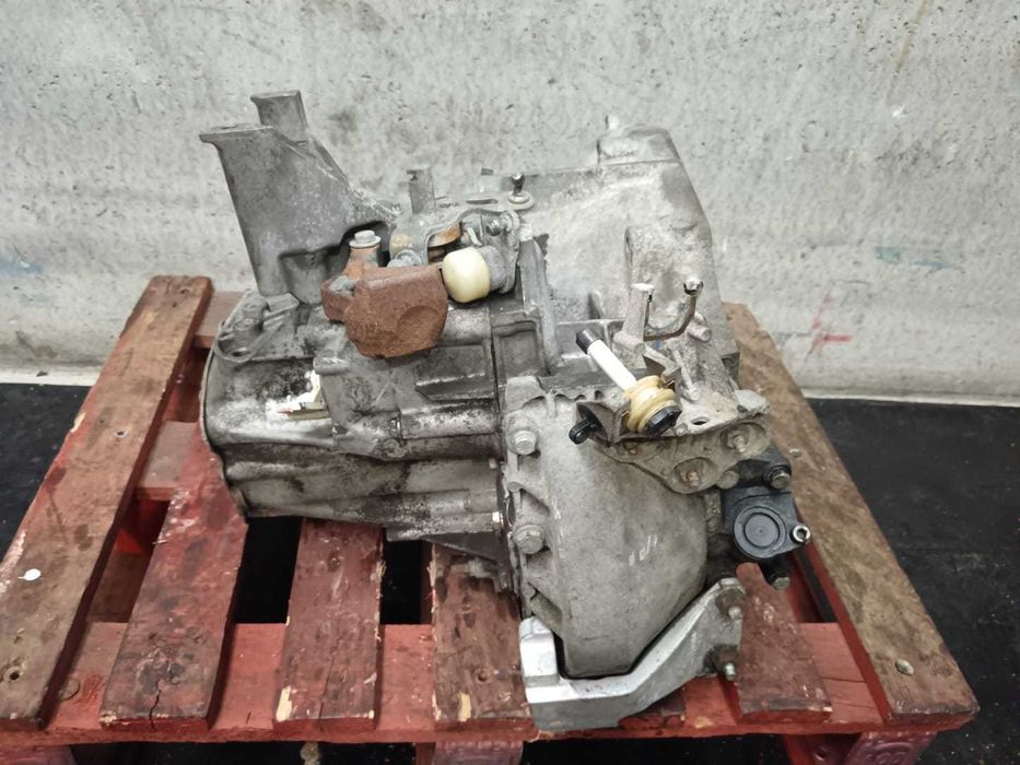 Caixa de velocidades Citroen C4/C5/ Peugeot 407 2.0hdi (ref.: 20MB02)