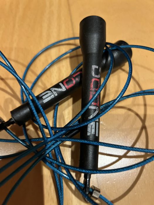 2 Cordas de saltar (SEMPERFIT e DOONE) como novas