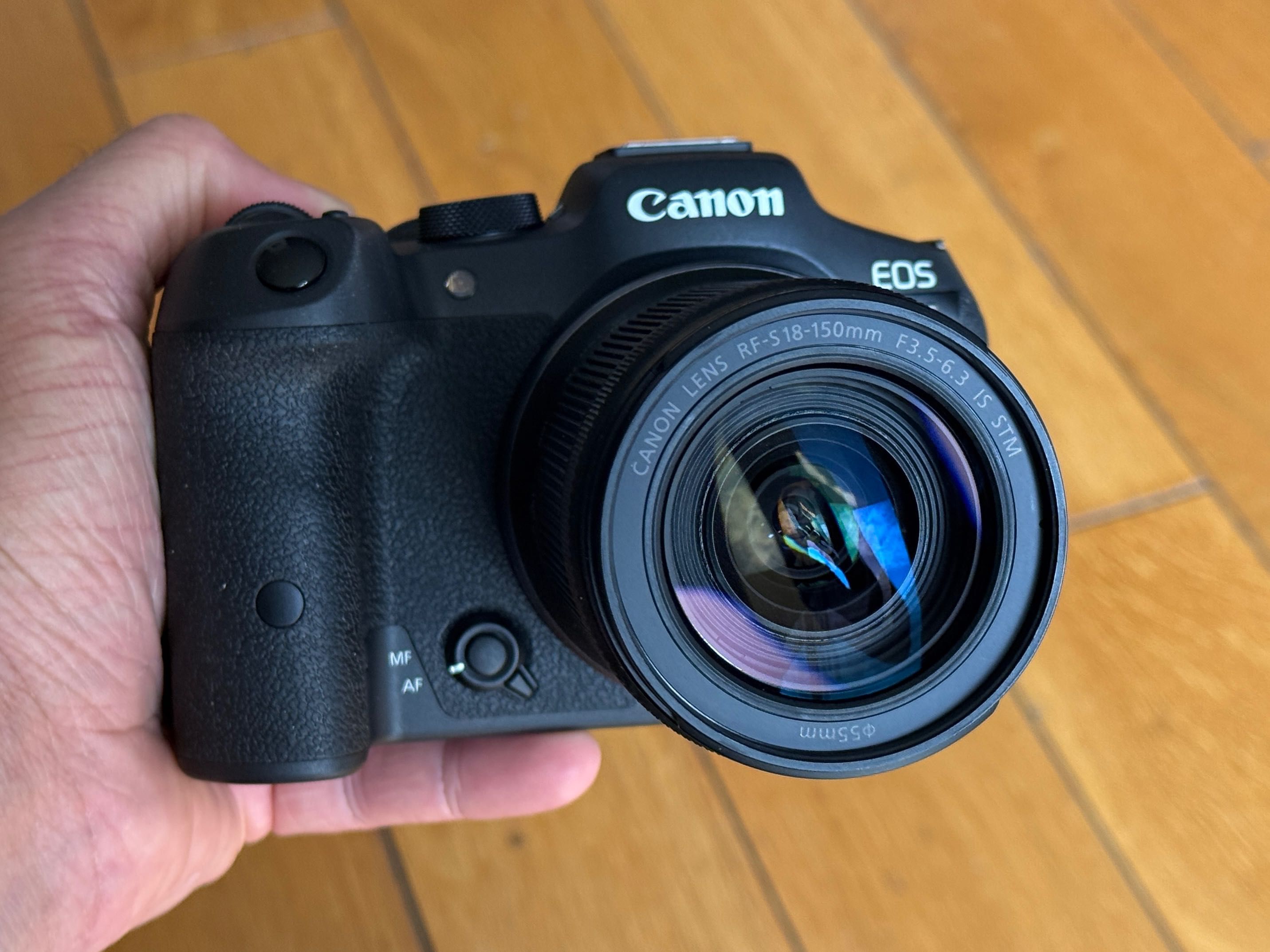 CANON EOS R7 + Obiektyw RF-S 18-150mm f/3.5-6.3 - Jak nowy, gwarancja