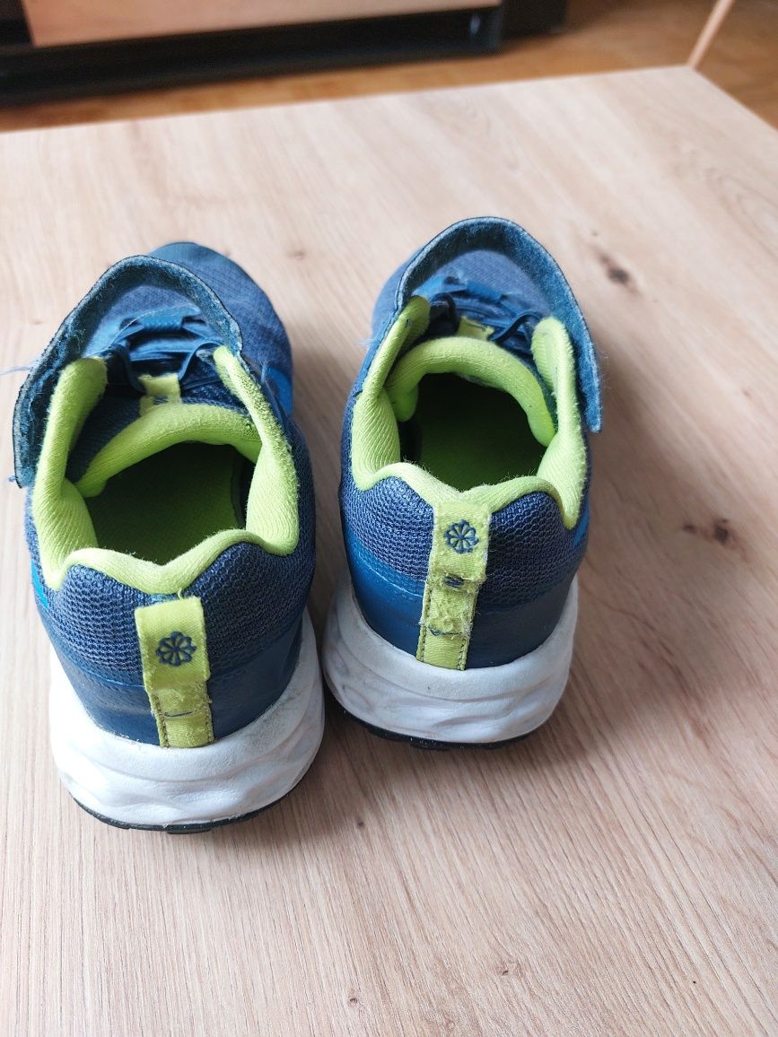 Adidasy Nike Running r 33