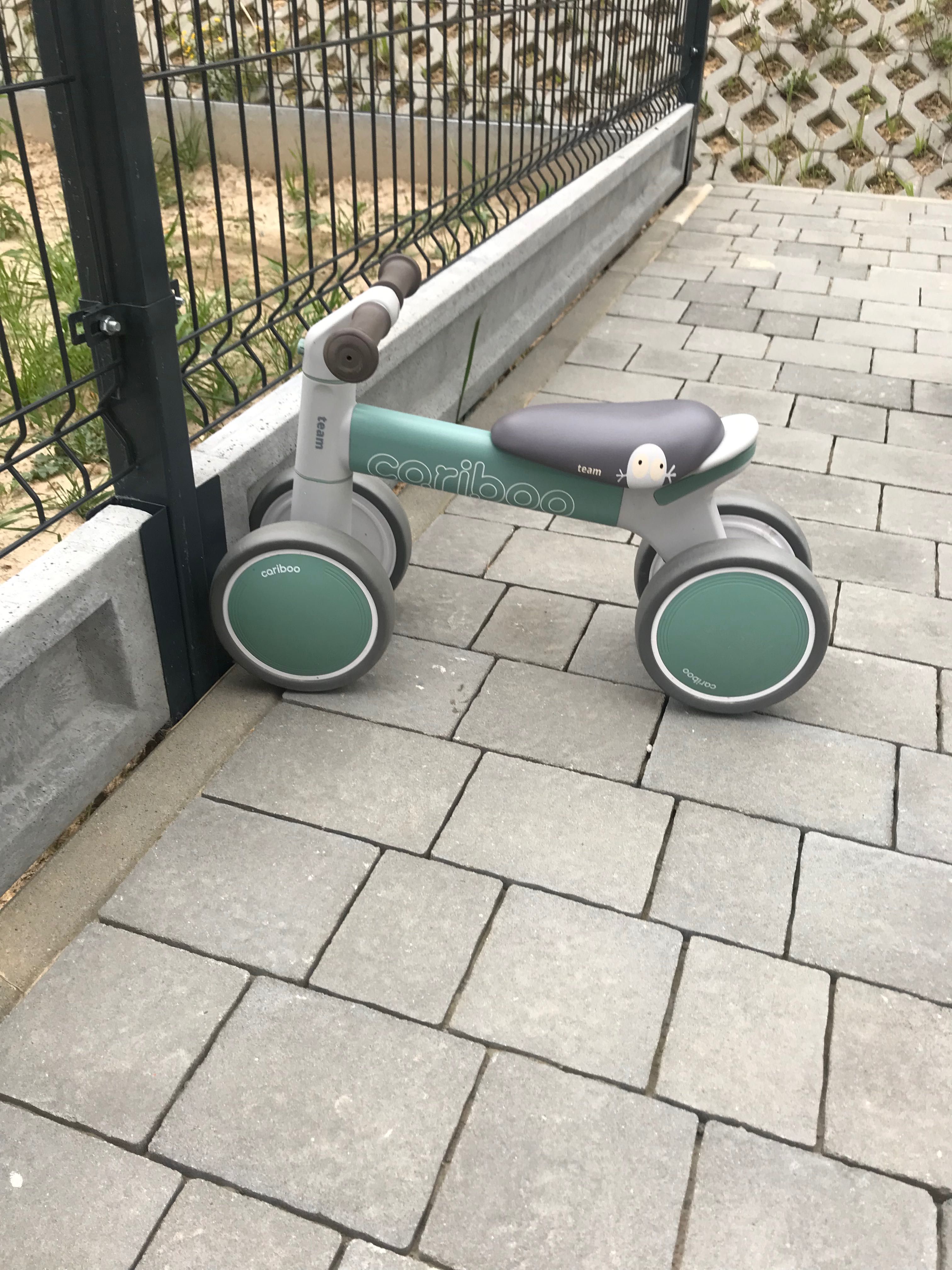Jezdzik, rowerek biegowy dla malucha, kask gratis