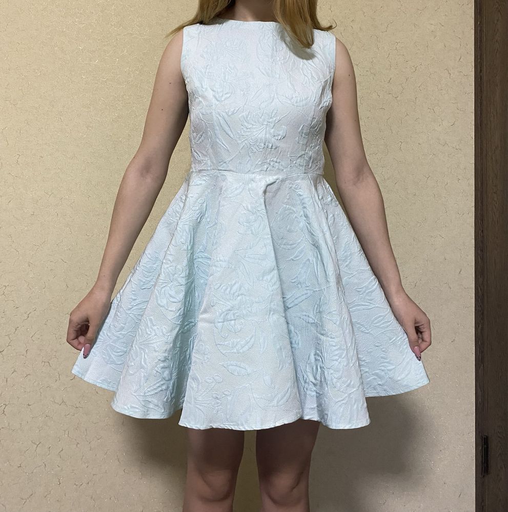 Коктейльня  сукня