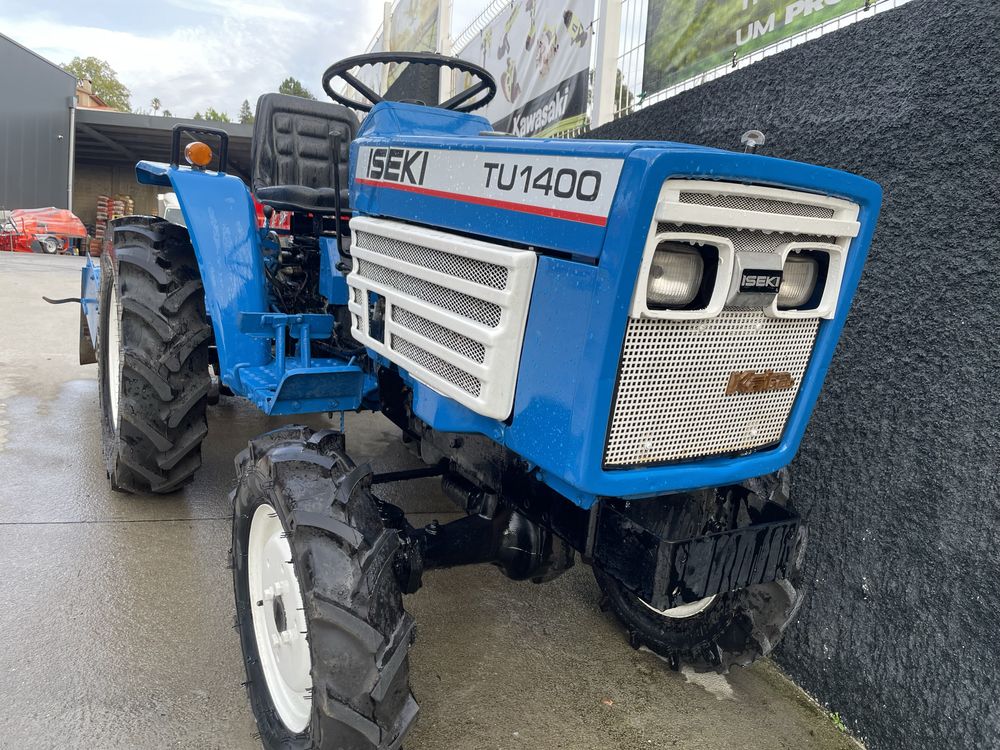 Trator ISEKI TU 1400 com tração