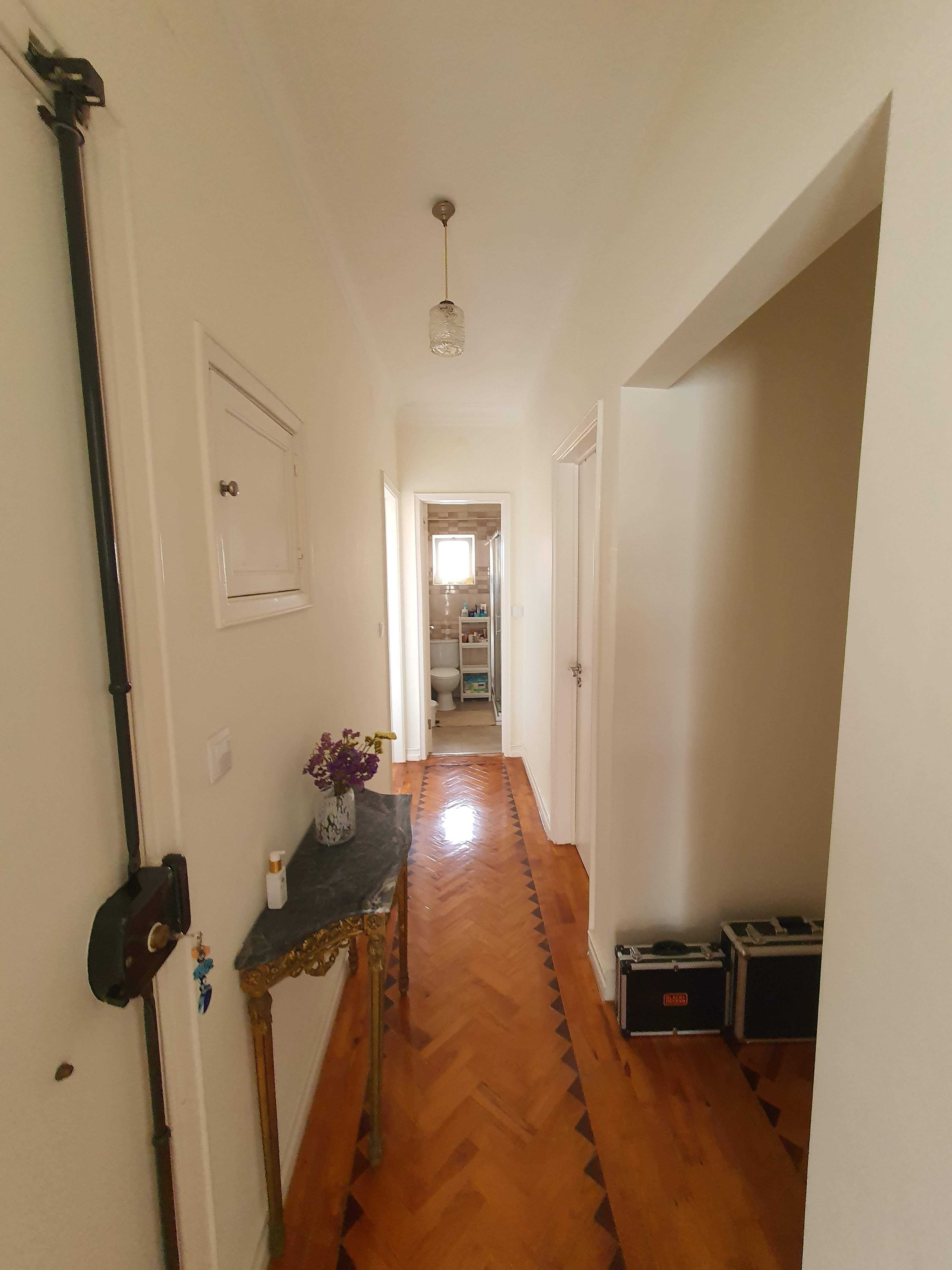 Quarto para estudante feminina