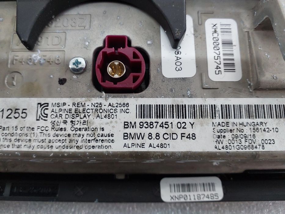 Display / ecrã de informações BMW X1 (F48)