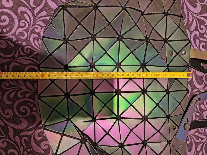 Opalizująca torba trójkąty damska holograficzna
