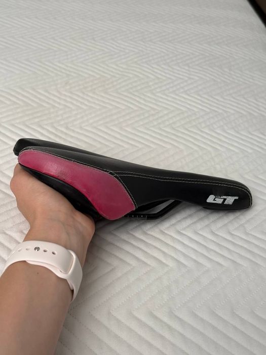 Oryginalne skórzane siodełko rowerowe GT