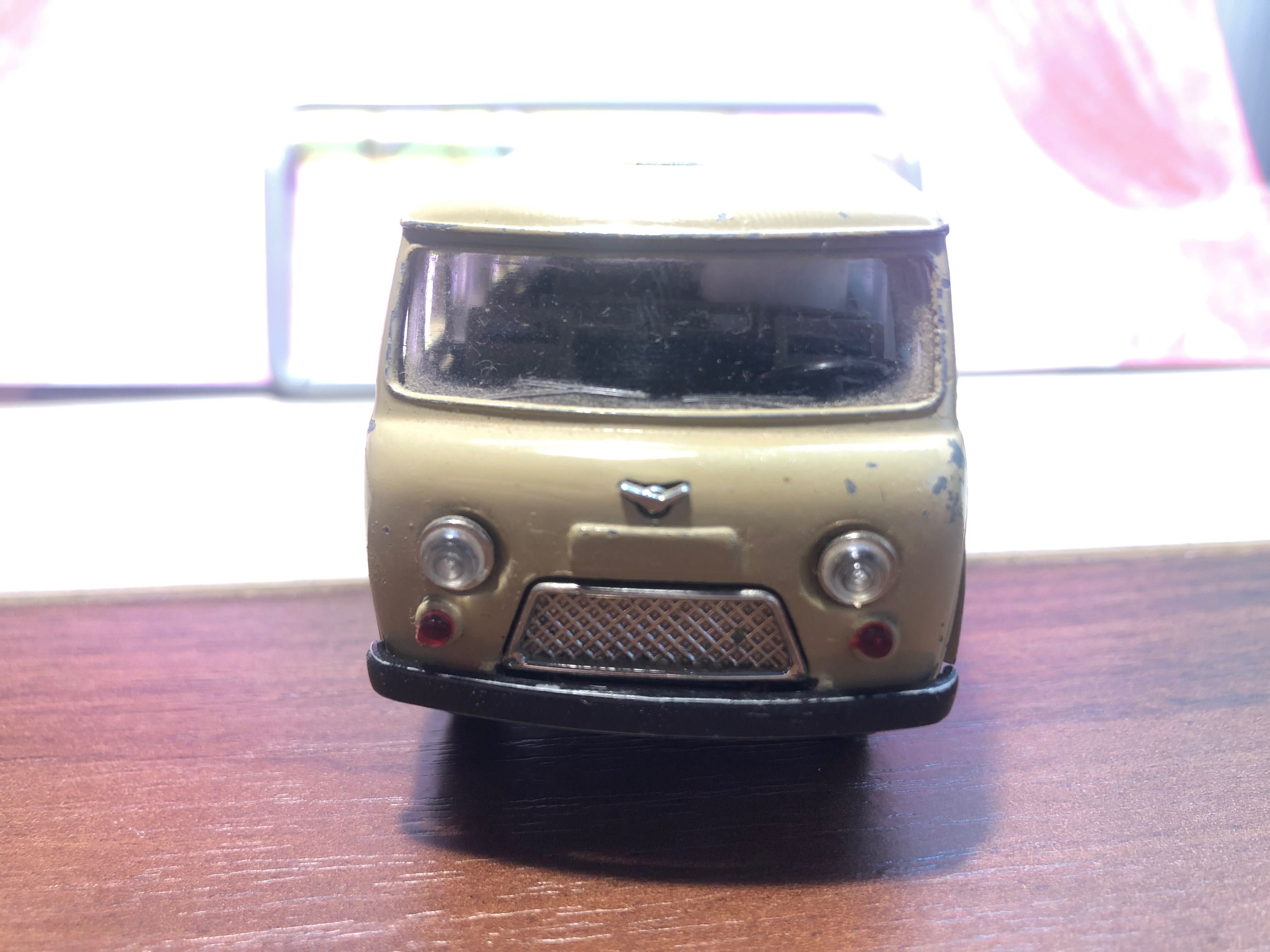 Модели советских машин 1:43 Камаз, УАЗ,