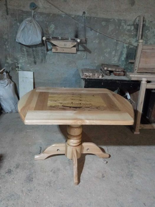 Стіл дубовий, ручної роботи