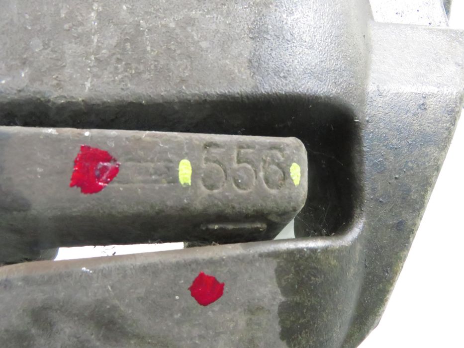 Zacisk Prawy Przód Bmw 7 E65 740 D