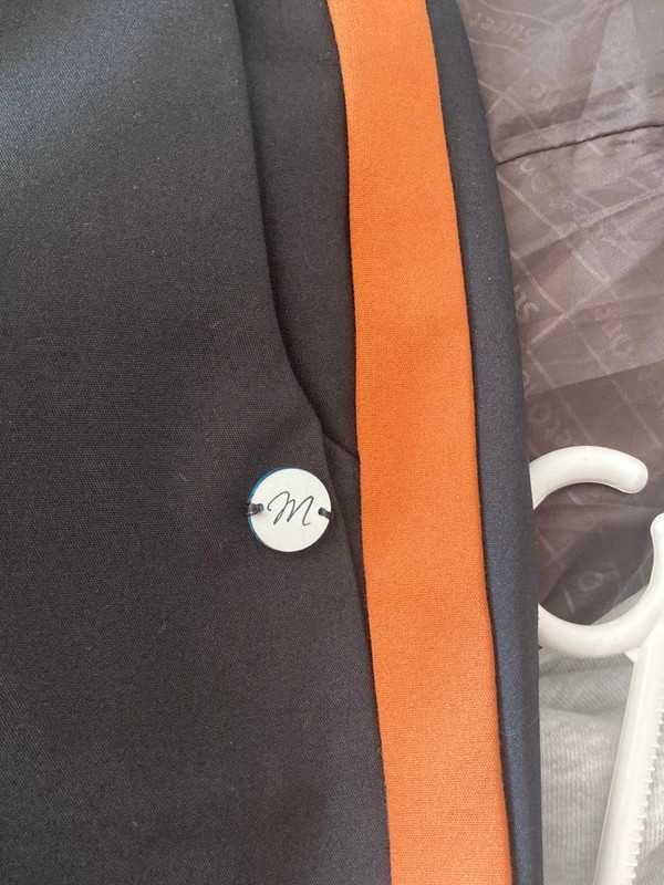 eleganckie spodnie maklecka cygaretki w panterkę z lampasem