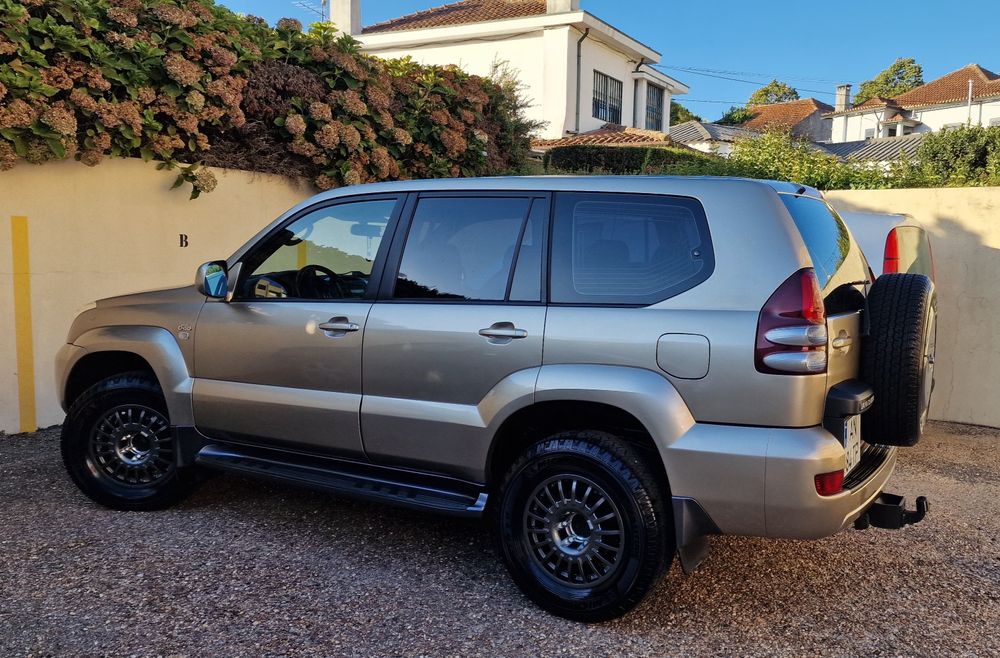 Toyota Land Cruiser D-4D