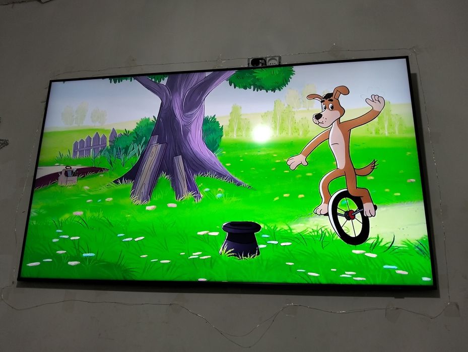 Телевізор Samsung QE65Q70C
