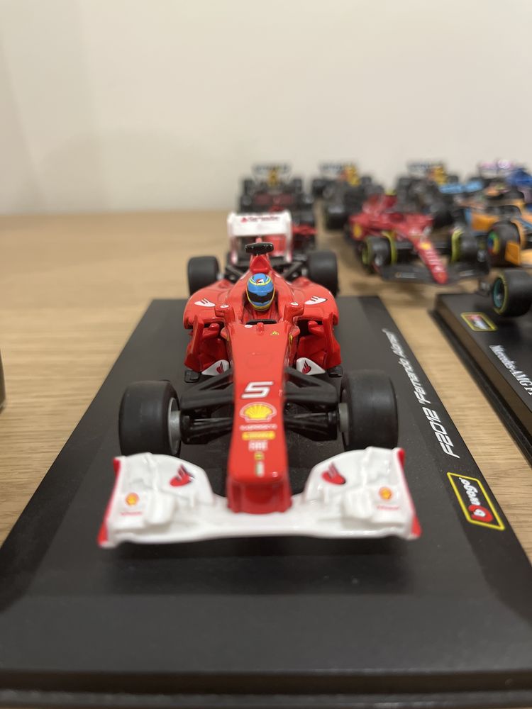 Miniatura do alonso da epoca de 2012 na ferrari