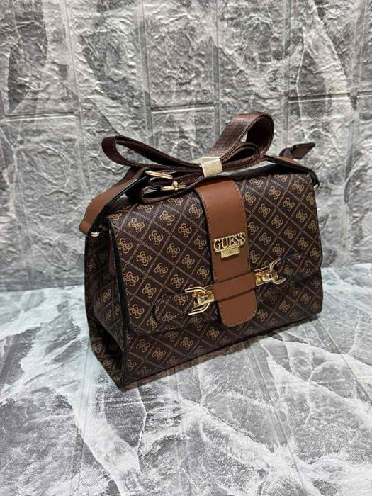 brazowa damska nowa torebka GUESS