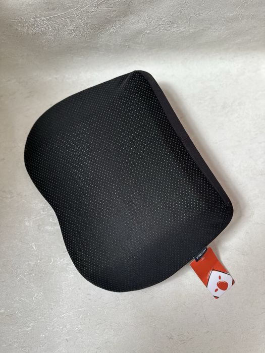 Автомобільна подушка на сидіння