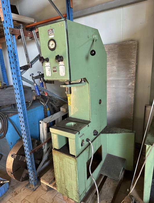 Prasa hydrauliczna stołowa WMW PYTE 2,5