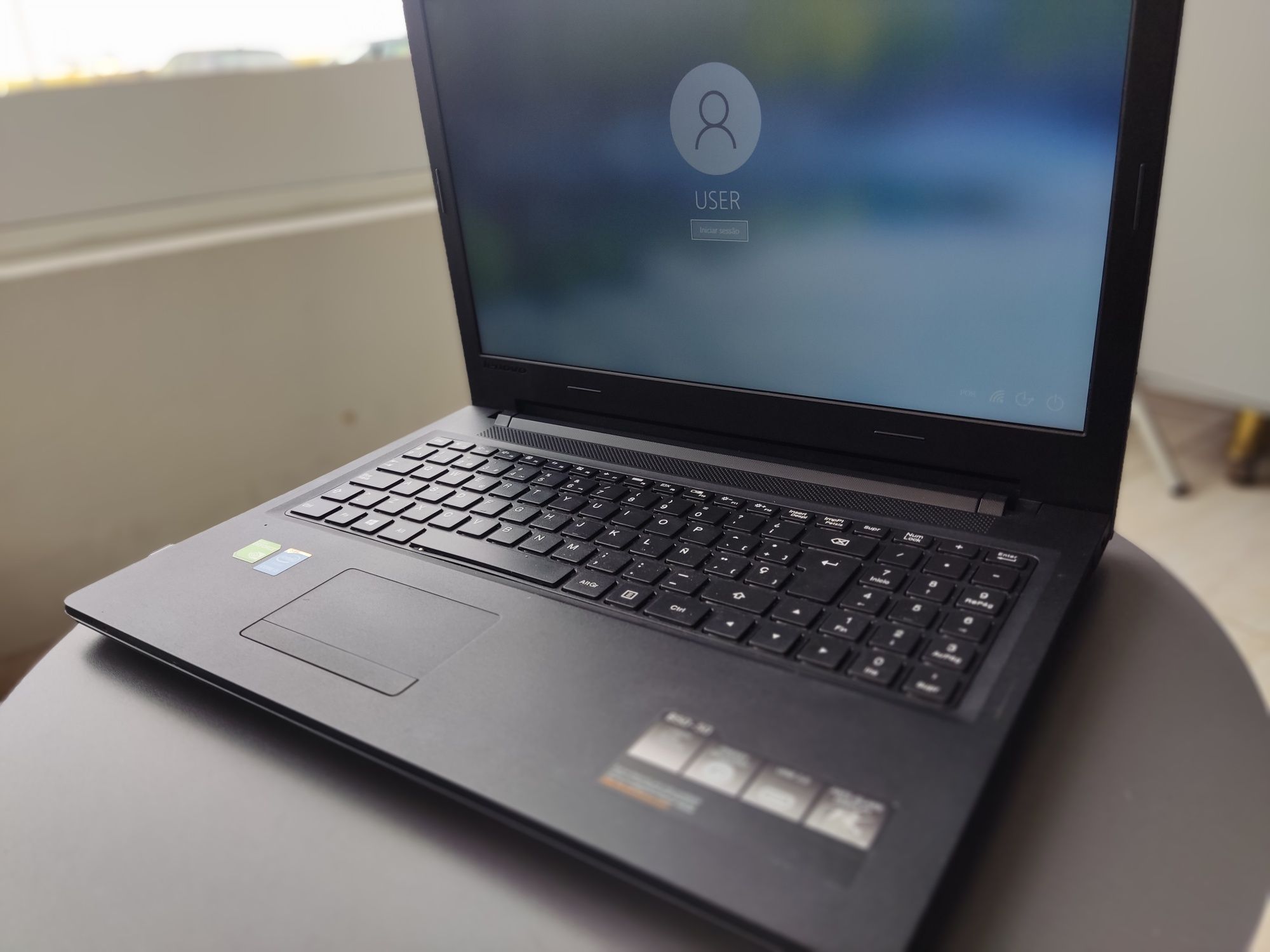 Portátil Lenovo ThinkPad B50-50