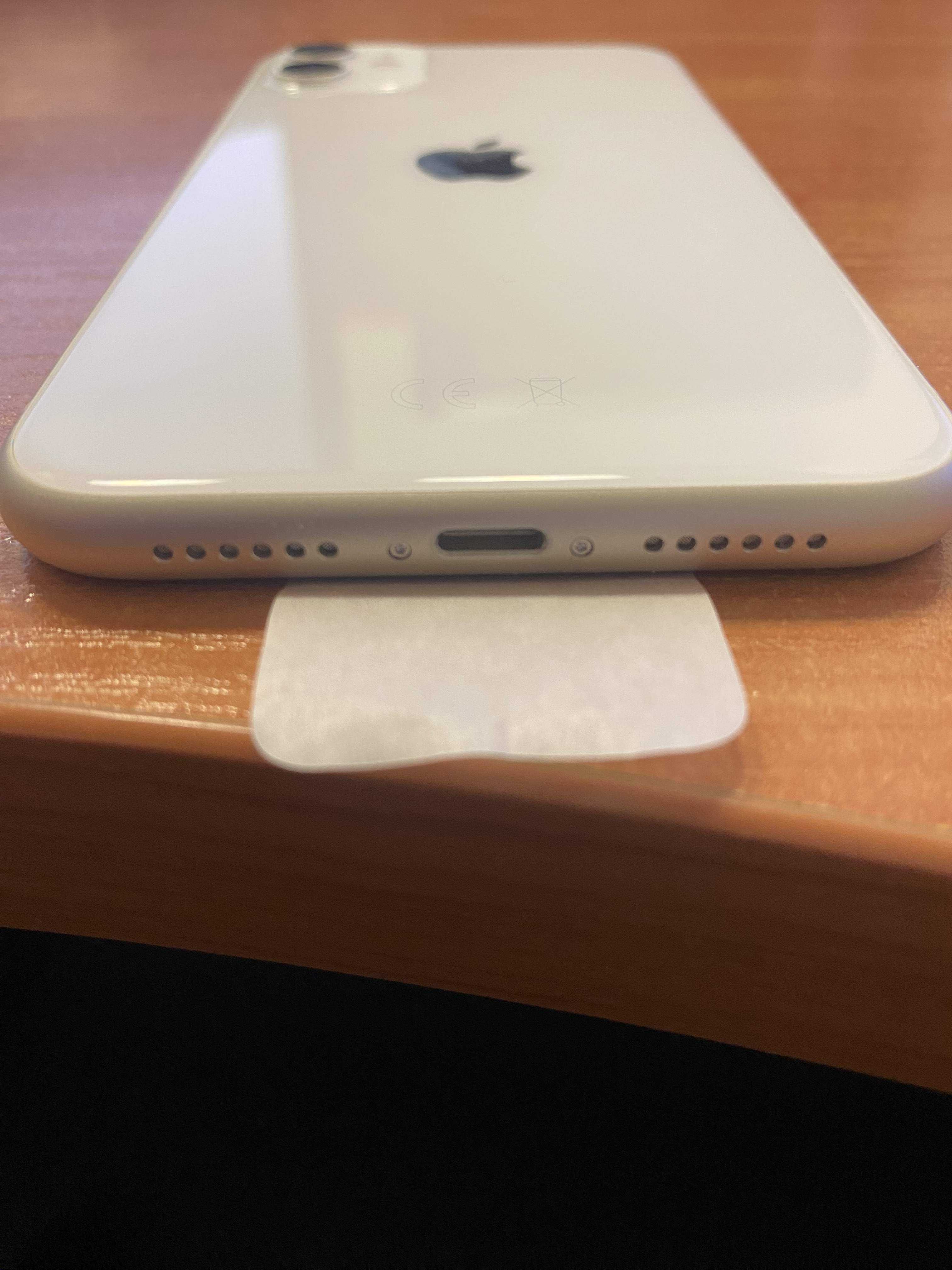 iPhone 11, kolor biały 64 GB w idealnym stanie, bateria 100%, nowy!!!