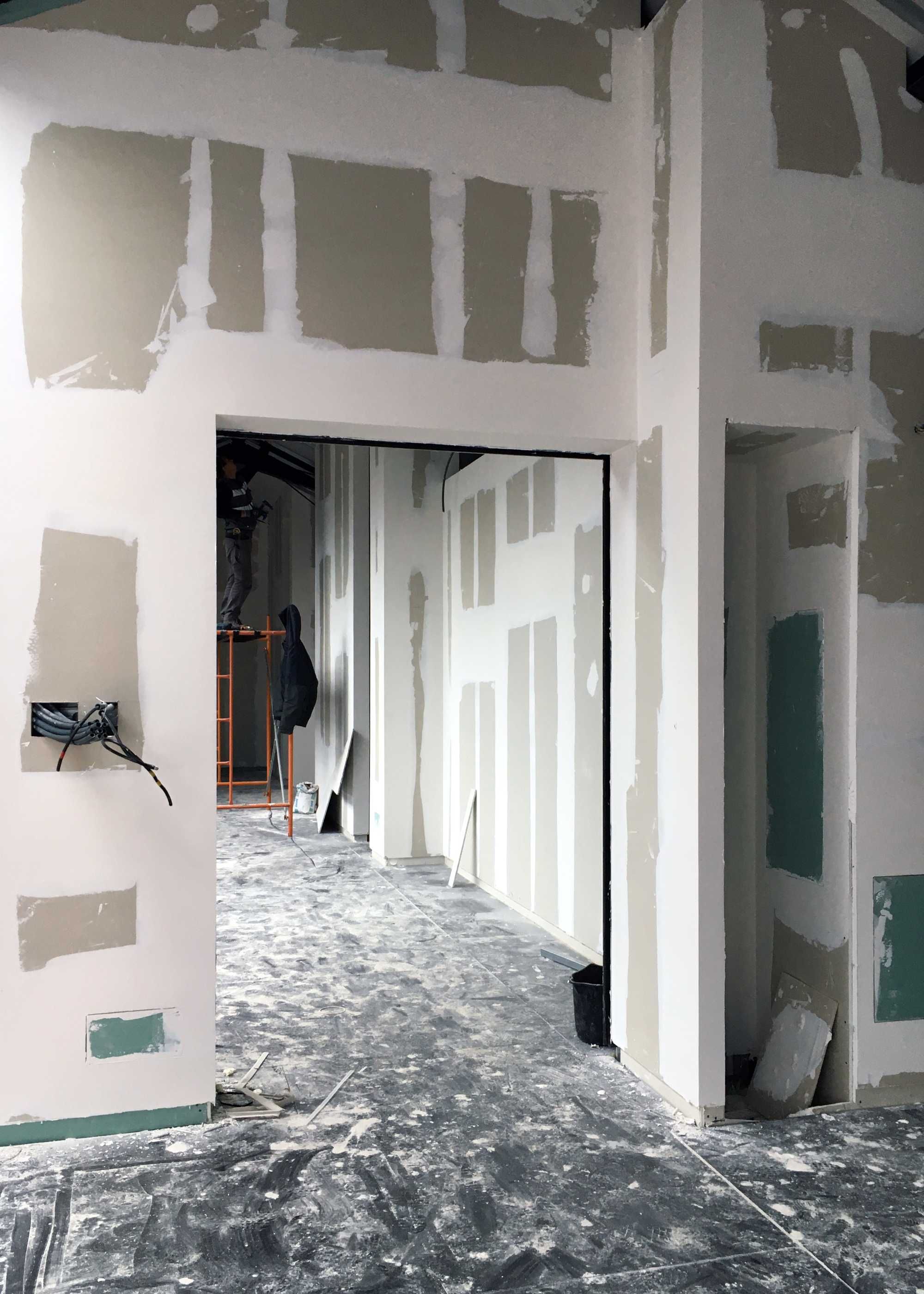 Pladur e Pinturas . paredes, tectos e acabamentos