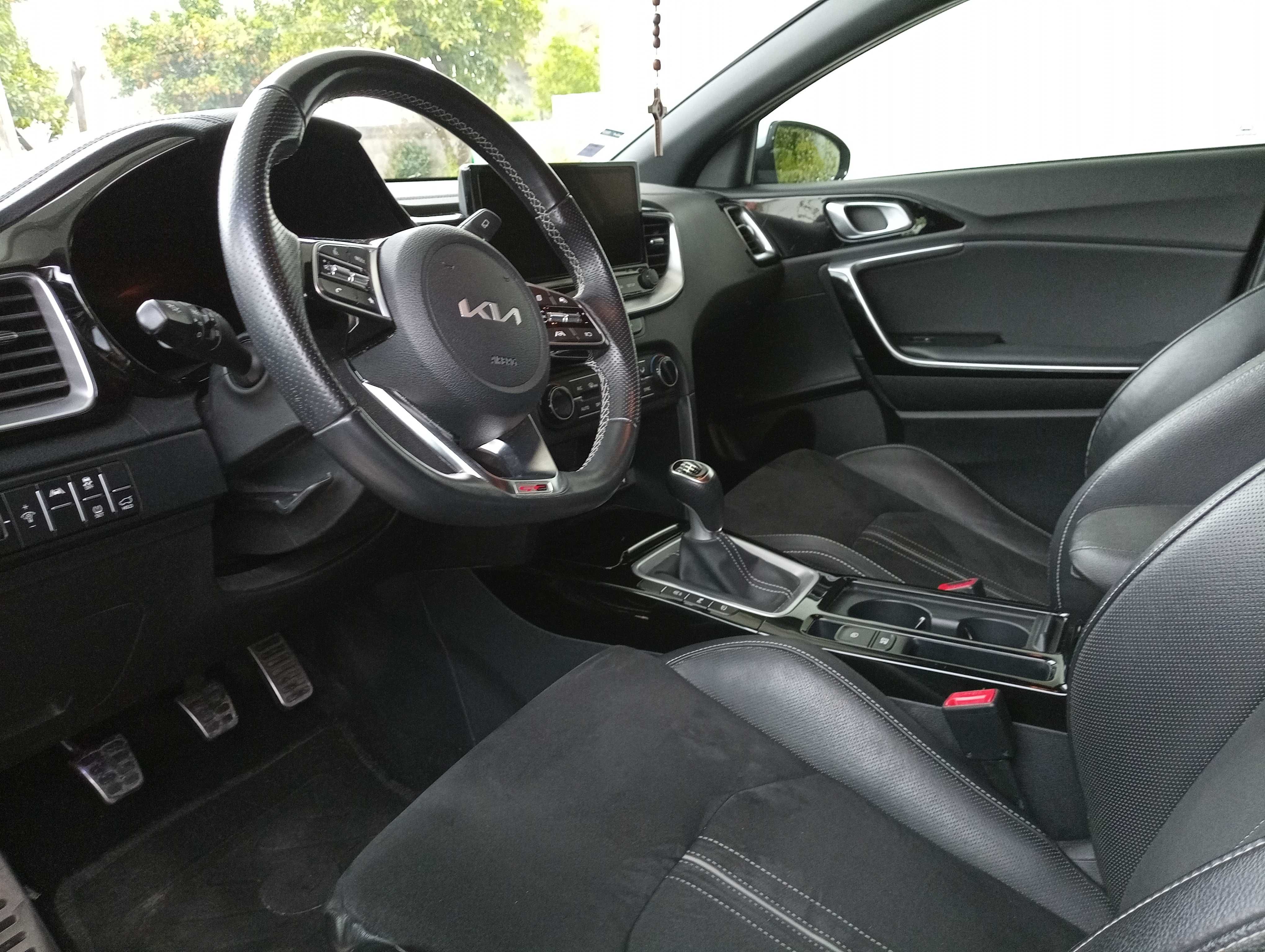 KIA ProCeed 1.0 GDI GTLine - Garantia até 2029