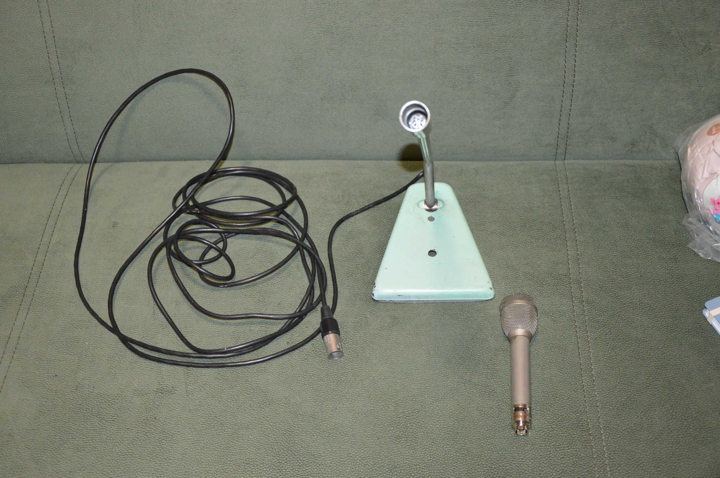 Mikrofon MDU 29 stojak