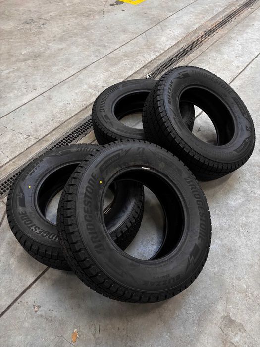 Opony Bridgestone Blizzak 265/65 r17
