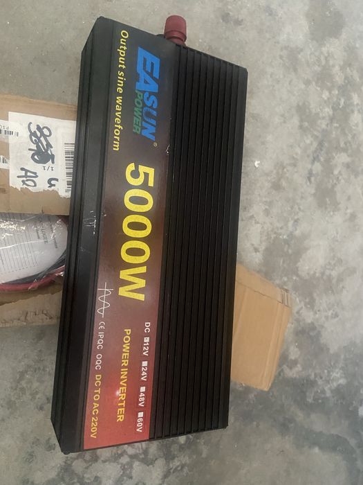 12V to 220V Inverter, Brand New in Box64171706570113121