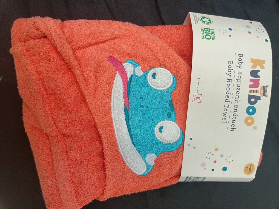 Nowy ręcznik z kapturem