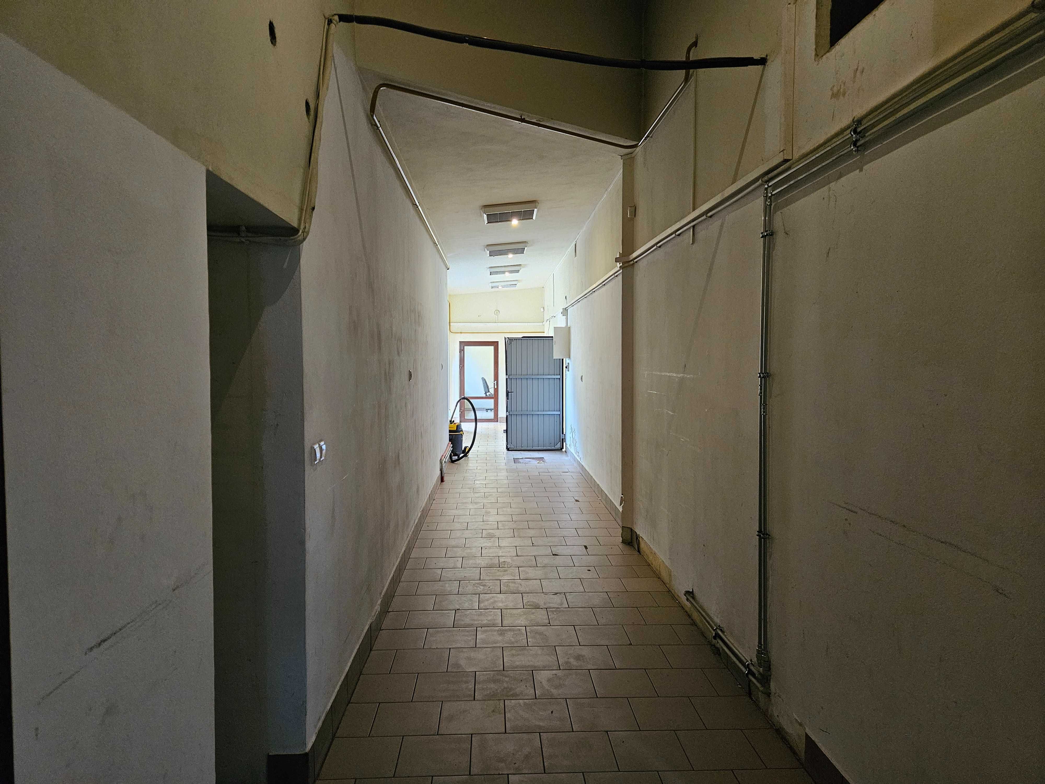 Do wynajęcia lokal handlowo usługowy