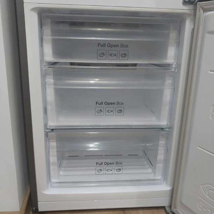 Lodówka Samsung RB31FERNCSA