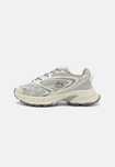 Lacoste 36 Buty Damskie L003 Neo Shot Sneakersy T179