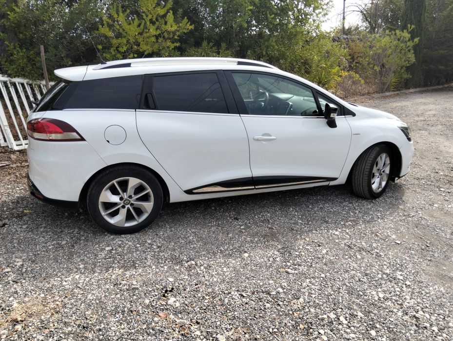 Renault sport 1.5 dci troco por carro do meu agrado.