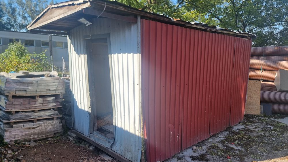 Barak kontener oddam gratis 2 sztuki