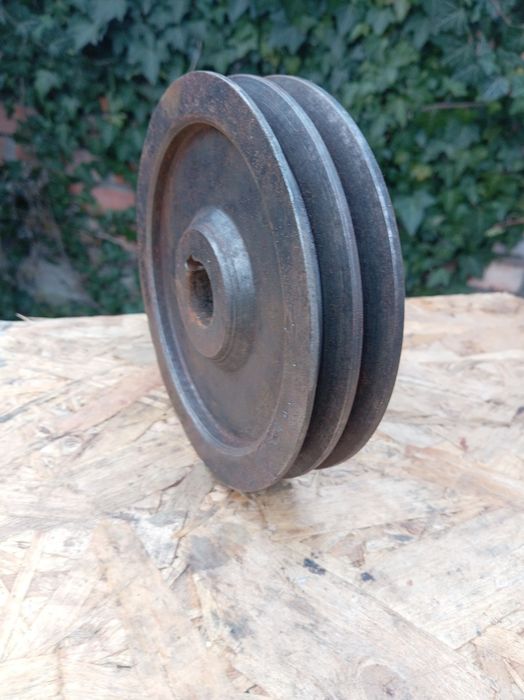 Шків діаметр 150мм.