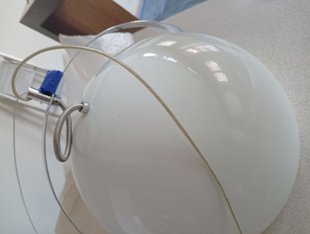 Lampa wisząca kula biała 30 cm Lugo