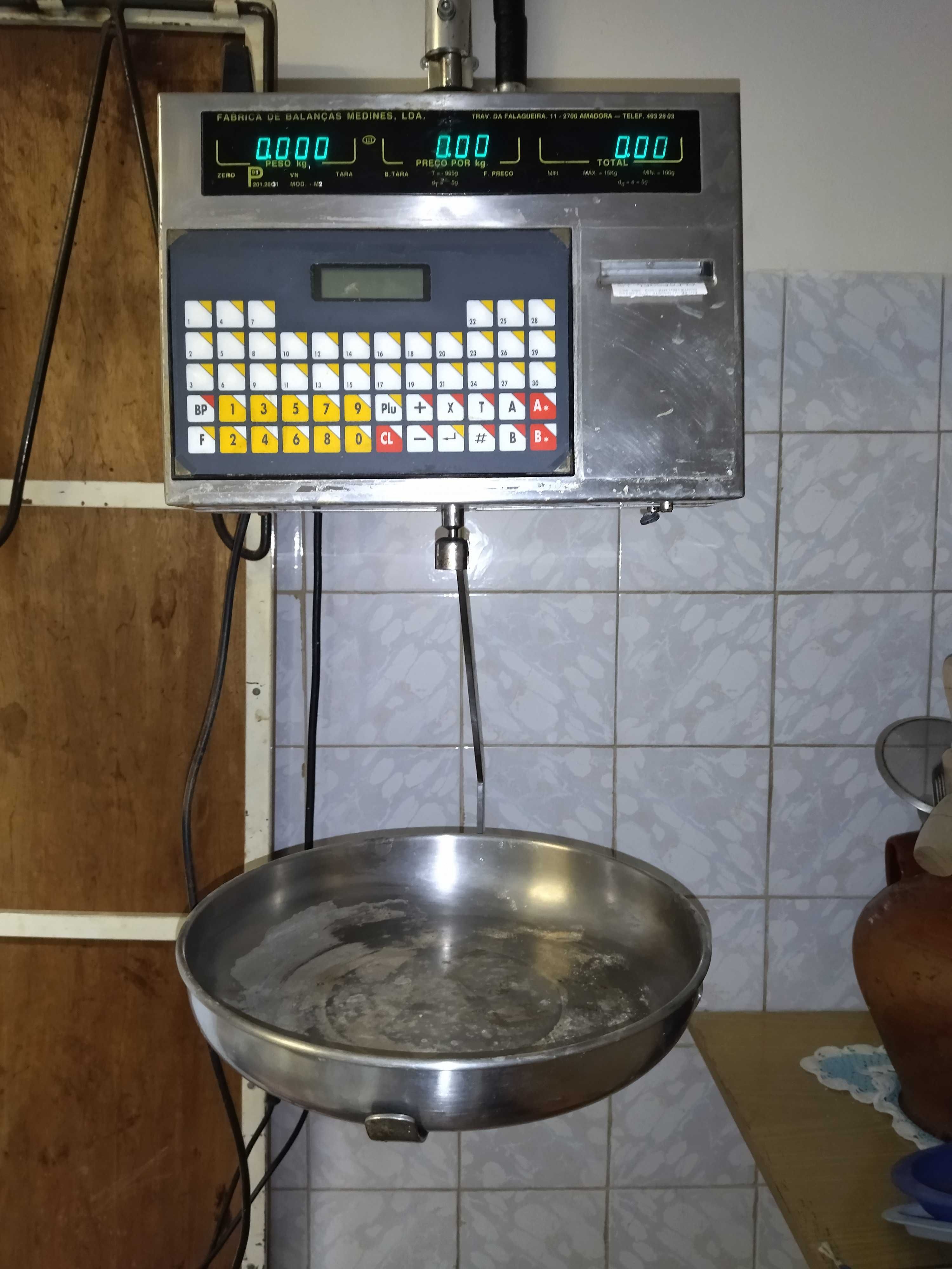 Balança suspensa MEDINES
