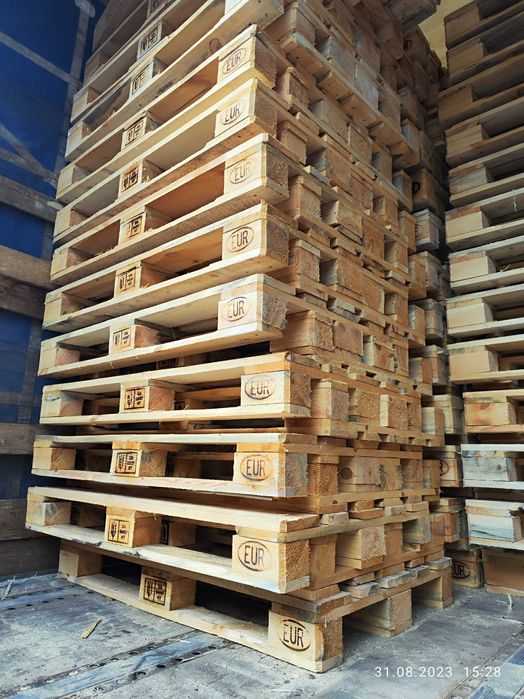 Купуємо дерев'яні піддони / самовивіз
