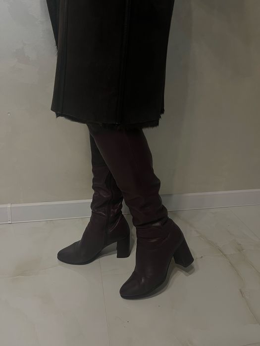 Чоботи жіночі шкіряні