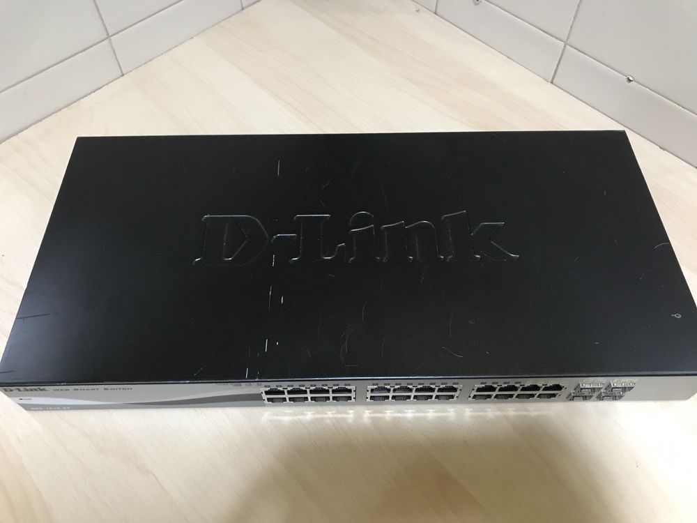 Switch D-Link 24 portas 1000Mbps Managed