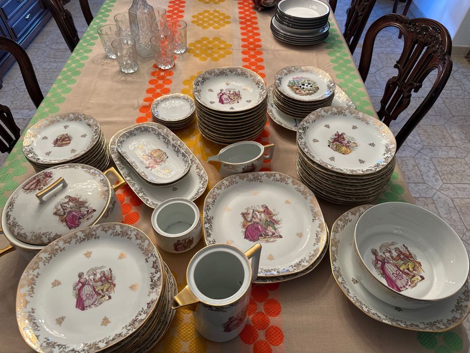 Conjunto de loiça porcelana de Limoges