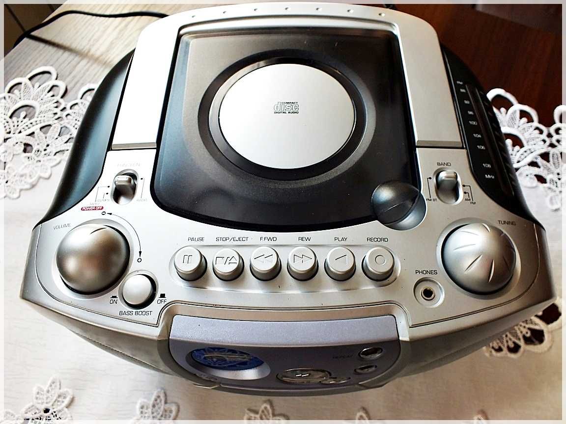 Radioodtwarzacz Clatronic SRR 575 CD Radio + CD + kaseta