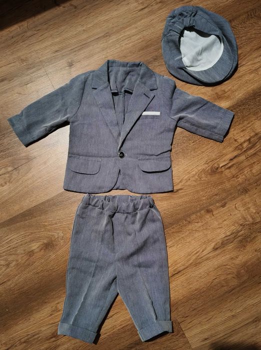 Siwy garnitur dla chłopca na chrzest, r. 68