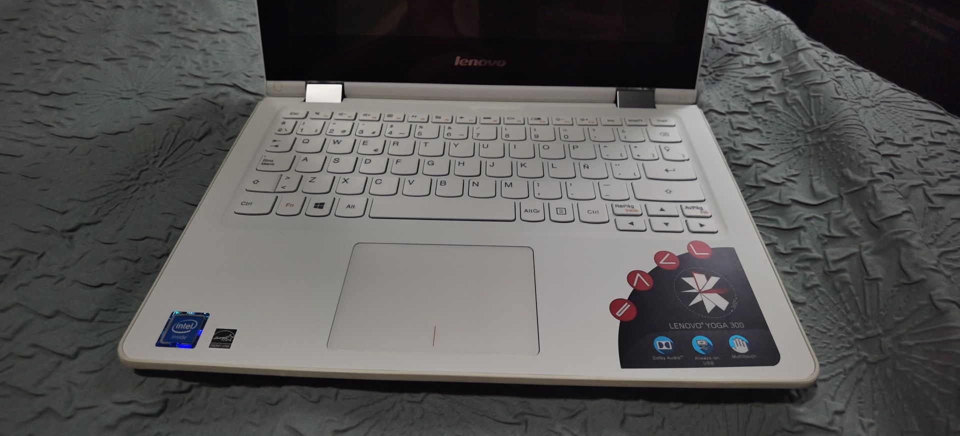 Lenovo yoga 300 touch