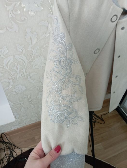 Стильний кардиган для дівчаток