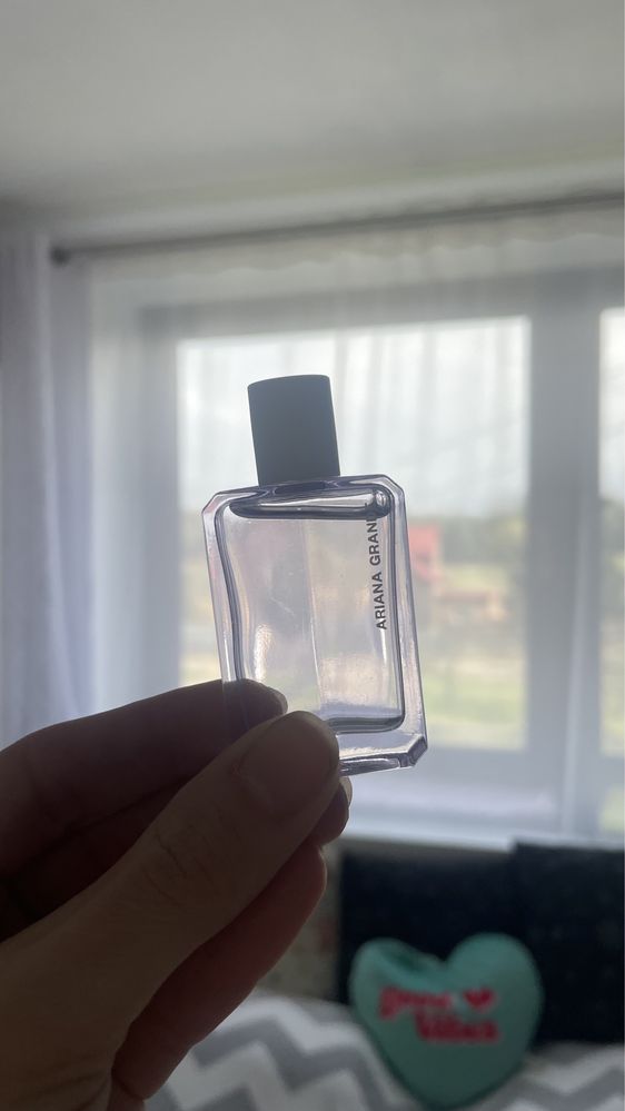 Ariana Grande God is a woman nowe miniatura perfumy perfum