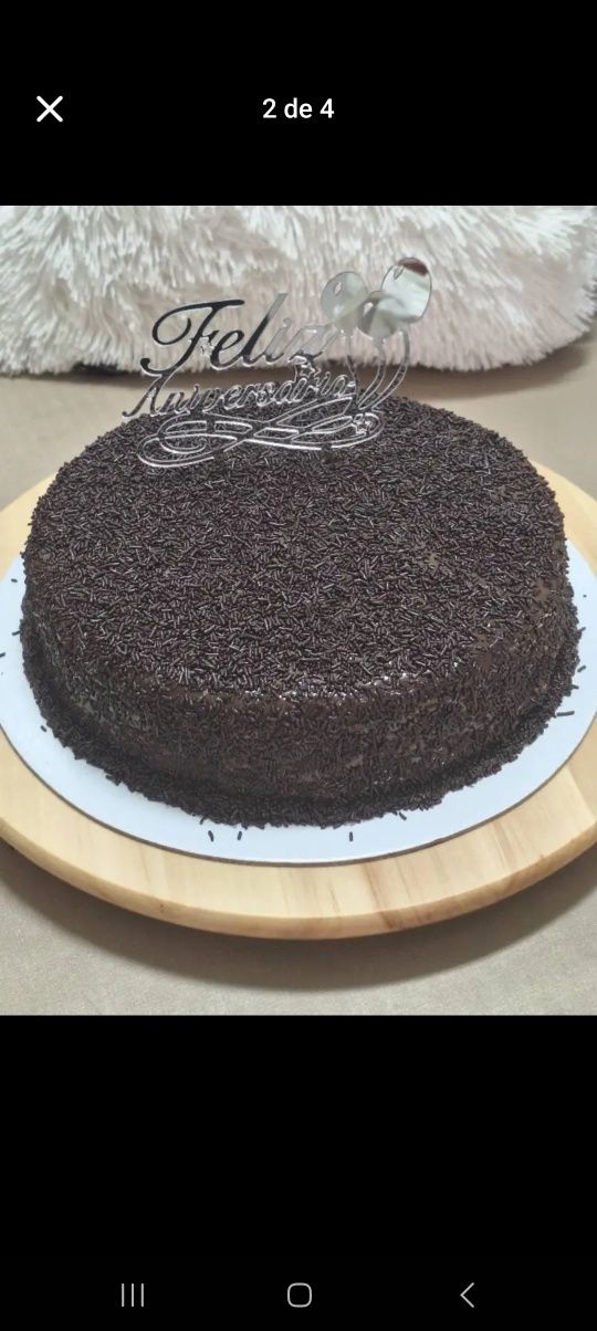 Faço bolos decorados de aniversário e entre outros