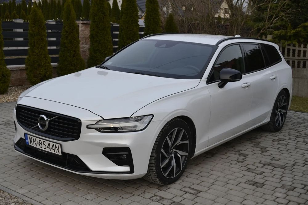 Volvo V60 2.0/163kM*Mild hybrid*R-design*Salon Pl*Serwisowany*ASO*Zadbany*