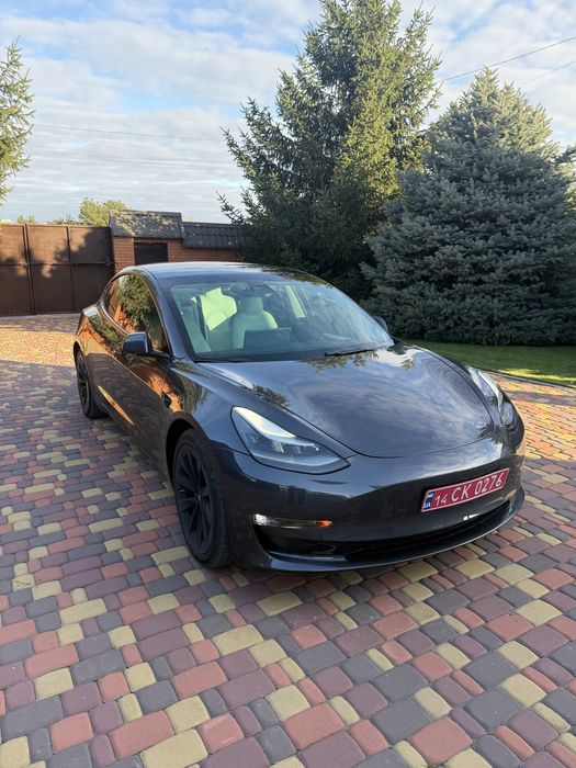 Tesla 3 dual motor