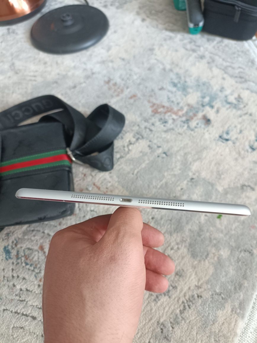 Ipad Air 128 gb хороший